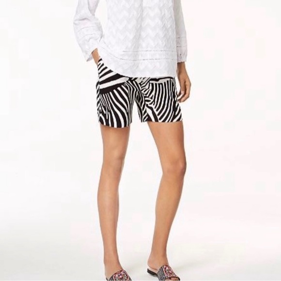 Trina Turk For INC Zebra Print Shorts Size: 8 - Picture 1 of 12